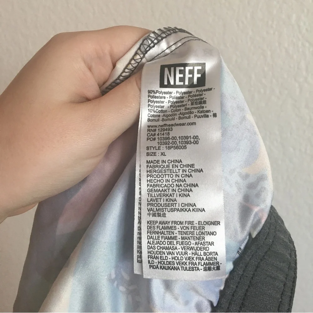 Neff Rainbow Jungle Tropical Toucan Parrot Monkey Fruit Swim Shorts XL